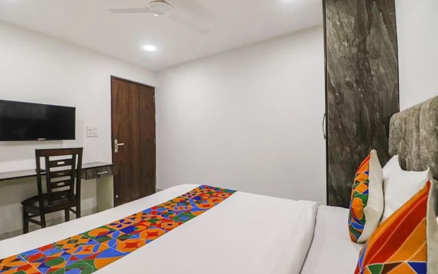 FabHotel Roadway Inn - photo 4