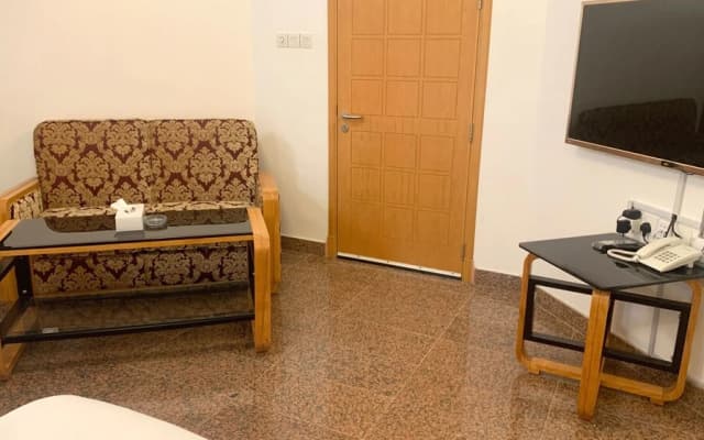 OYO 153 Qurum Heights Hotel - photo 3