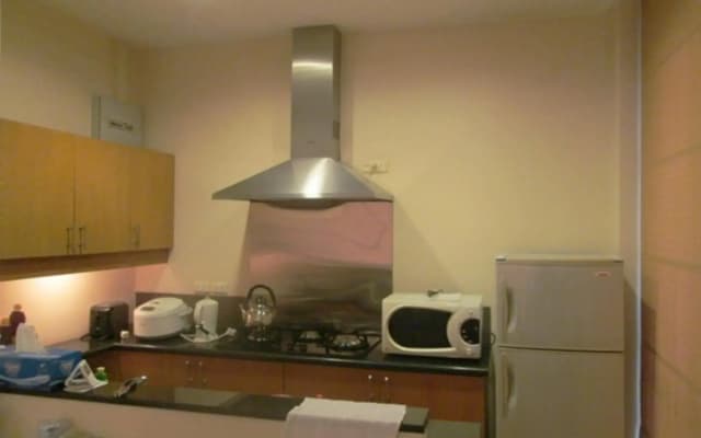 HBT Court 1 Bedroom Apartment - photo 5