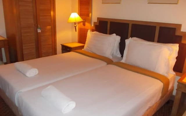Everly Serviced Apartment - photo 5
