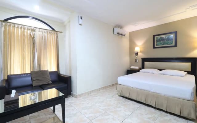 C'One Hotel Pulomas - photo 3
