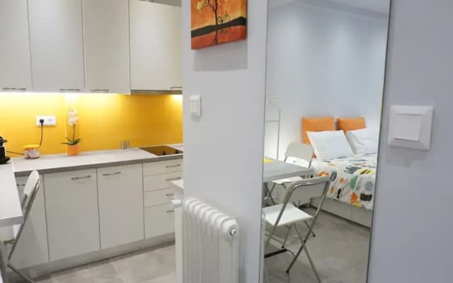 Cozy Newly-renovated Studio - photo 2