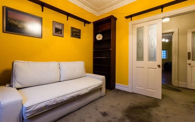 HANNA, 3BDR Melbourne Apartment - photo 4