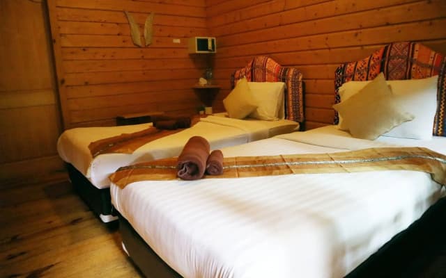 Loghome Boutique - photo 5