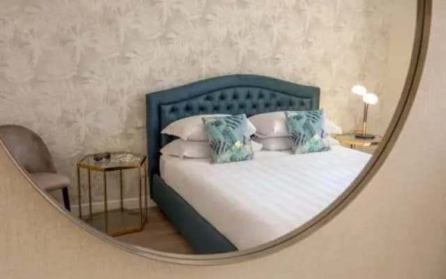 Romantic Loft Spanish Steps - photo 3