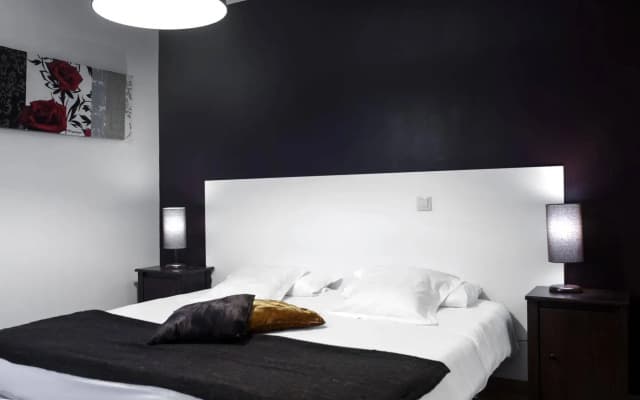 THC Gran Via Hostel - photo 5
