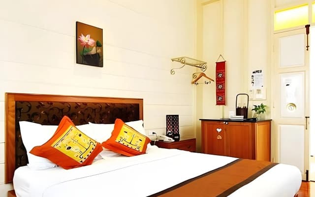Baan Dinso Hostel - photo 4