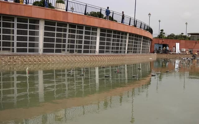 Hotel Shiv Palace - photo 3