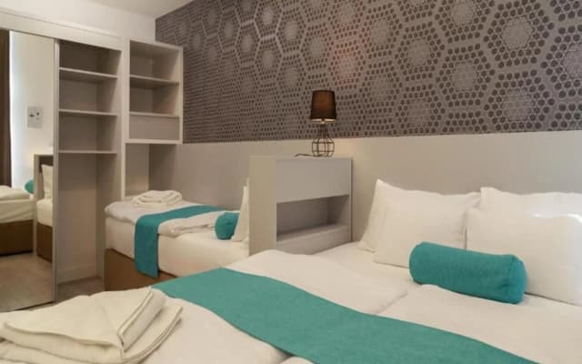 Hotel Mika Downtown - photo 5
