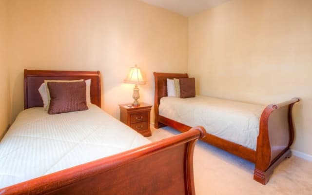 Lovely Third-floor Vista Cay Resort Condo! - photo 4