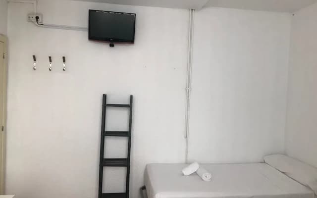 Residencia Universitaria Augusta - photo 4