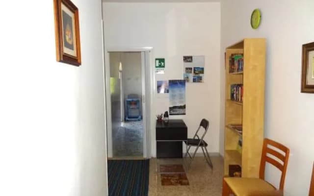 Ostia Lodge - photo 2