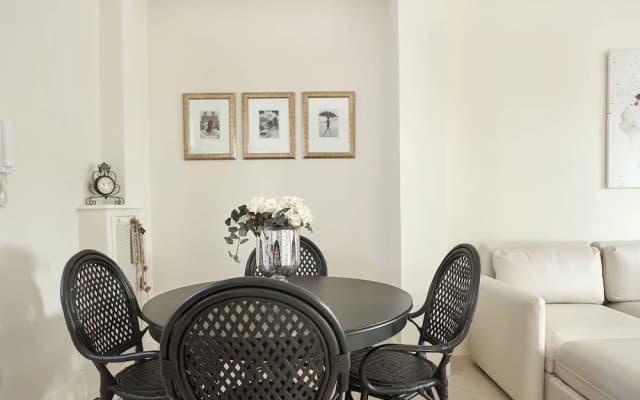Kolonaki square Apartment - photo 4