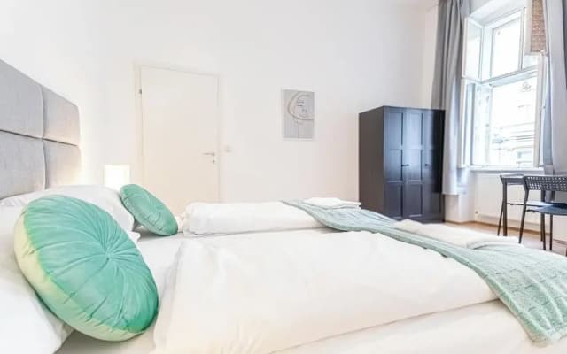 Private Room Long Stay Near Lugner City - photo 3