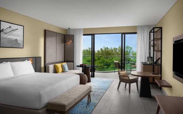 Crowne Plaza Phu Quoc Starbay by IHG - photo 4