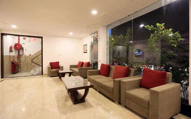 OYO 688 Hotel Marina - photo 2