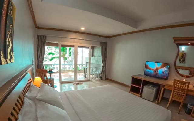 Haadson Resort - photo 2