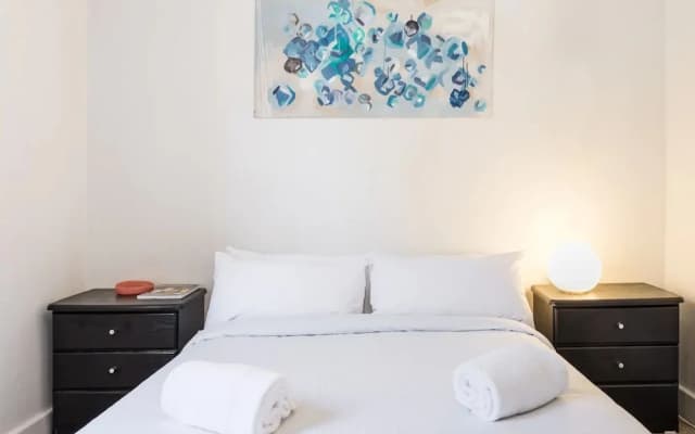Bright Bondi Beach Pad - photo 4