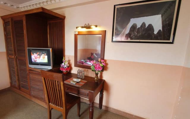 Adan World Hostel - photo 3