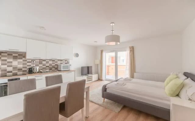 Oasis Apartments at Broadway Residence - photo 3