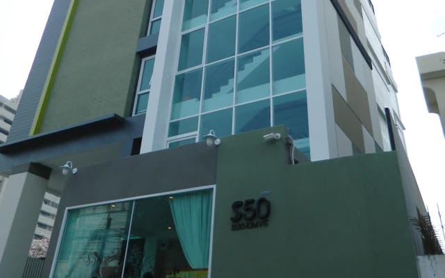 S50 Sukhumvit Hotel - photo 3