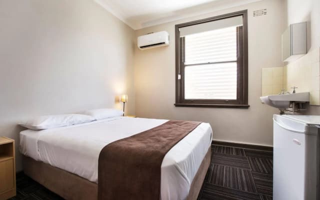 Toongabbie Hotel - photo 4