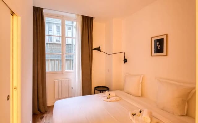 Spacious Apartment Near Madeleine - photo 2