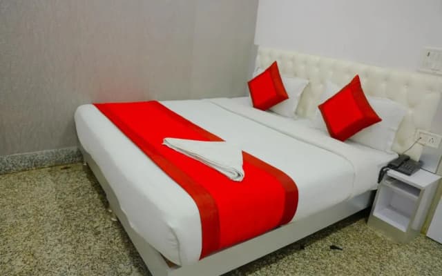 Hotel NewTech Near New Delhi Railway Station - photo 2