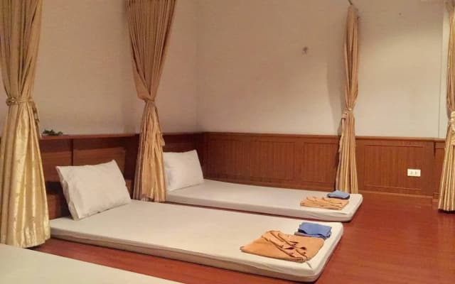 SB Living Place Hotel - photo 4