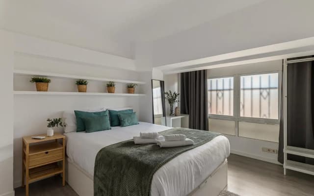 BNBHolder Calm Duplex RETIRO FREE PARKING - photo 3