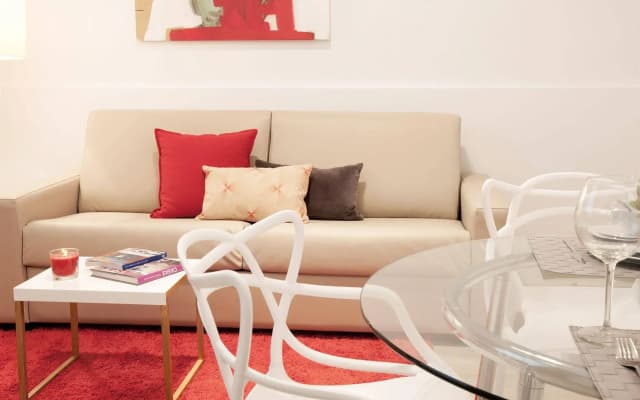 Click&Flat Seneca Suites - photo 4
