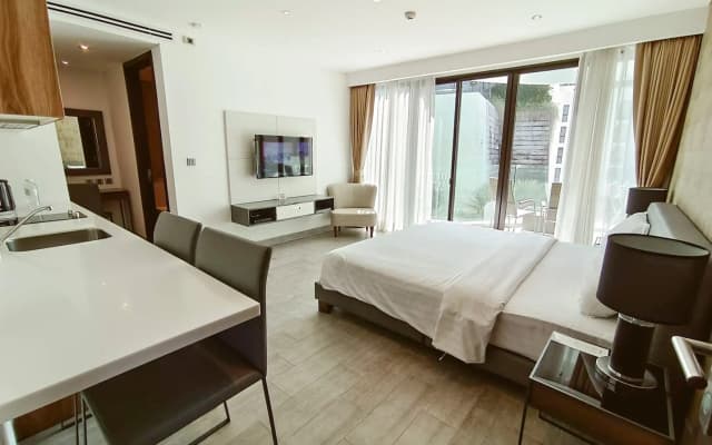 Absolute Twin Sands Resort & Spa - photo 4