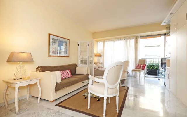 Studio Splendid Five Stars Holiday House - photo 3