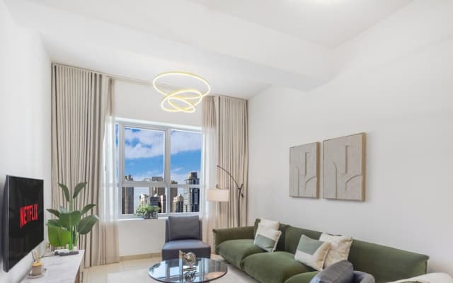 LUX The Armada Suite JLT - photo 3