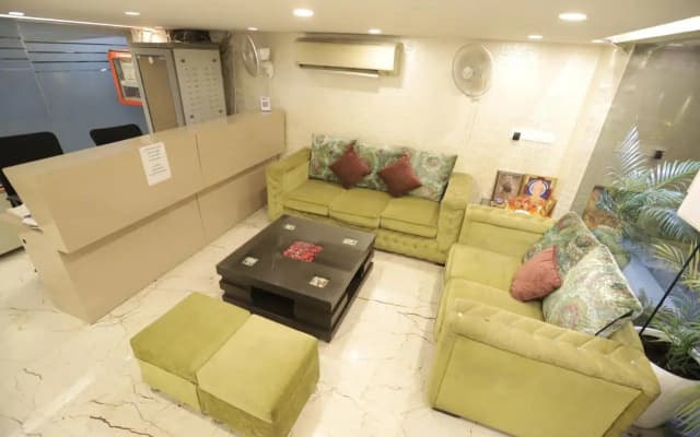 Hotel Picasso Naraina - photo 2