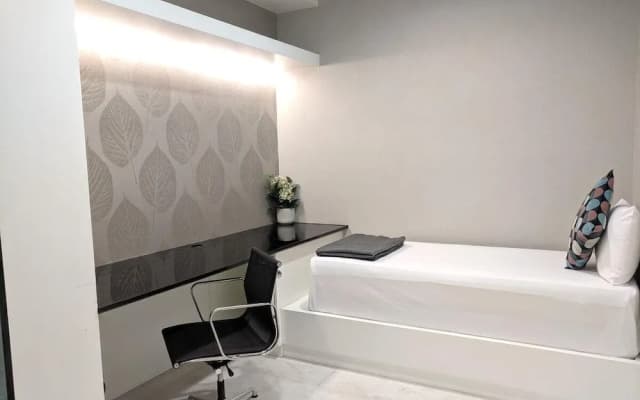 Robbinsons at Platinum Suites KLCC - photo 4