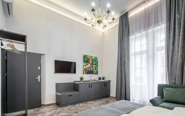 Budapest Marvelous Apartment - photo 3