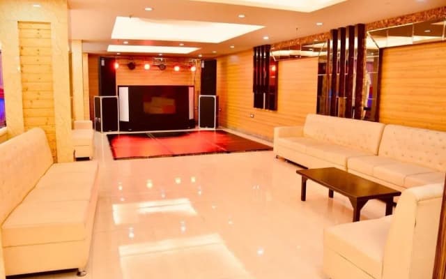 SK Crown Park Naraina - photo 5
