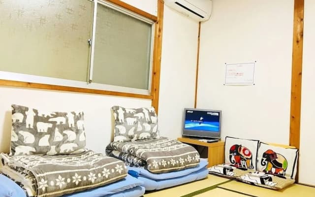 Guesthouse SAYURI HONKAN - photo 2