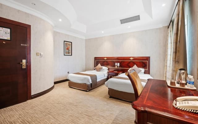Chairmen Hotel - photo 3