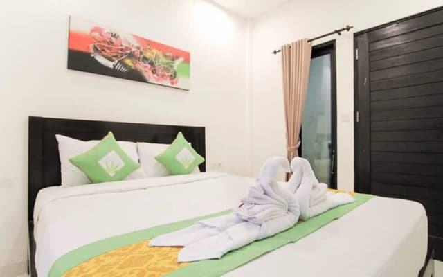 Akatara Stay Jimbaran - photo 3