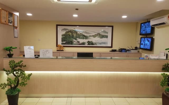 Uptown Kajang Hotel - photo 2