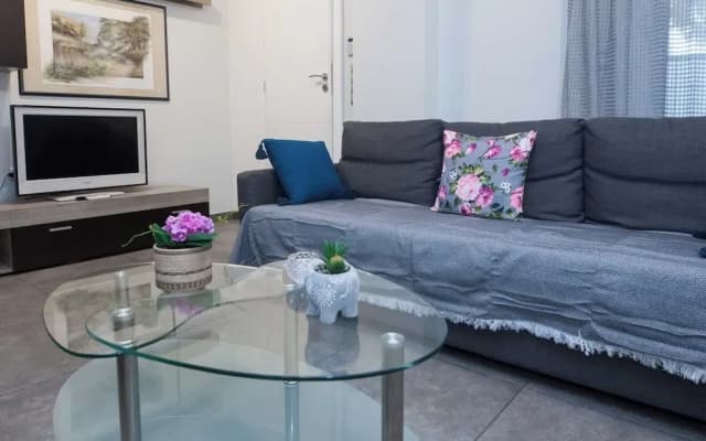 Fresh Spacious Studio Ampelokipoi Metro - photo 5