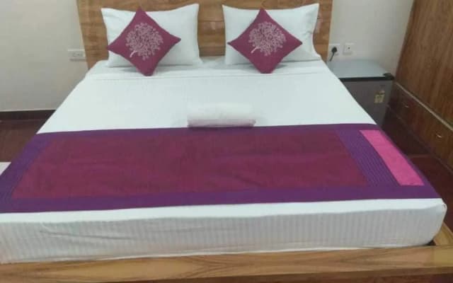 Hotel Marigold - photo 2
