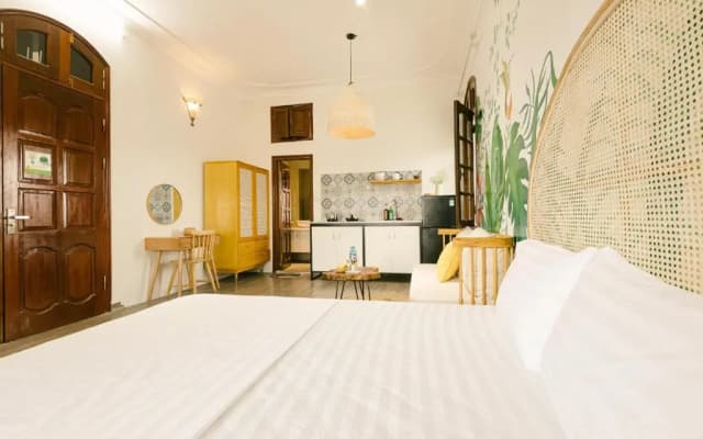 Eden Westlake Hotel - photo 4