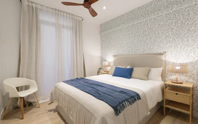 Cathedral Ramblas Apartment - photo 5