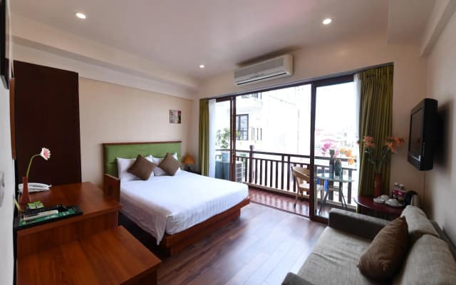 Artisan Lakeview Hotel - photo 3