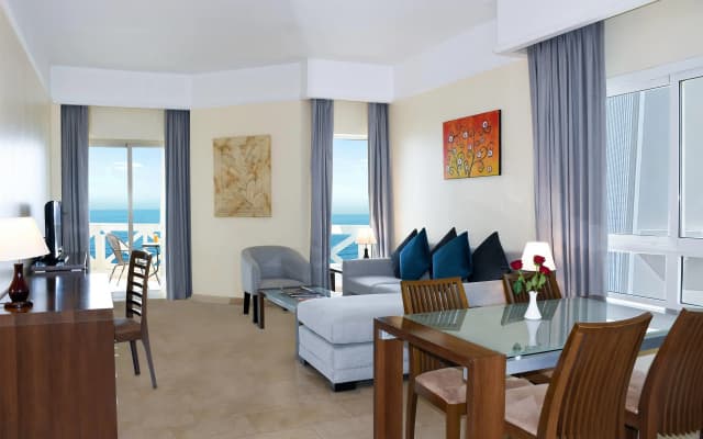 Ramada By Wyndham Beach Hotel Ajman - photo 5