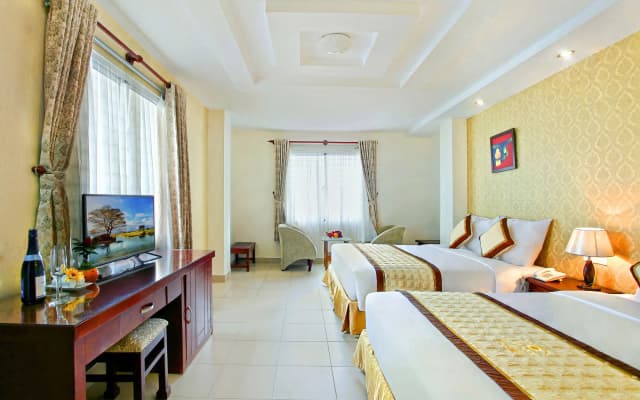 Sunny Hotel - photo 4