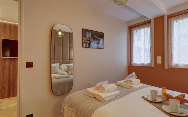 Apartment AC Champs de Mars Eiffel Tower by Studio Prestige - photo 5